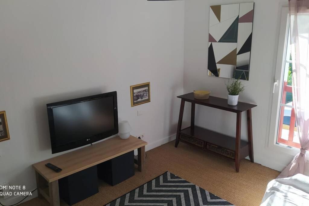Appartement Tout Confort Au Calme Avec Jacuzzi Mouguerre 外观 照片