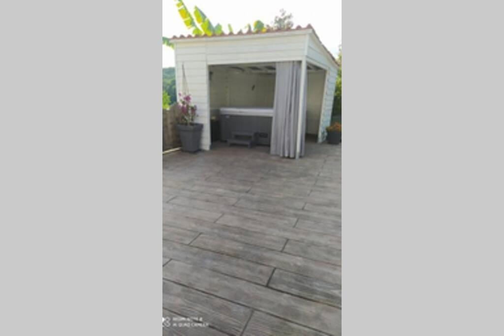 Appartement Tout Confort Au Calme Avec Jacuzzi Mouguerre 外观 照片
